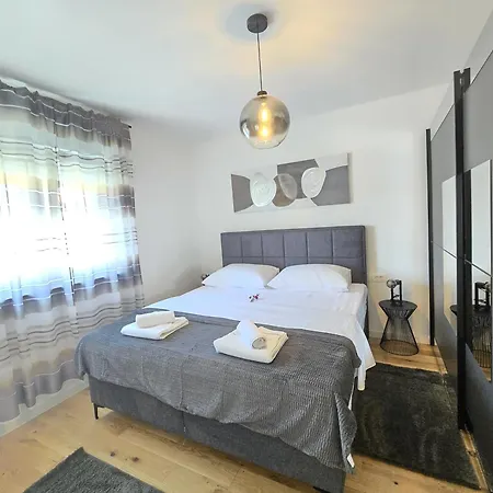 Natali-melada Apartment Zadar